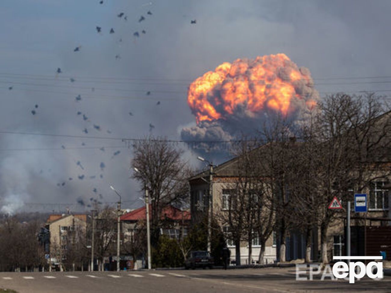 Взрывы на арсенале боеприпасов в Балаклее начались около 3.00 23 марта