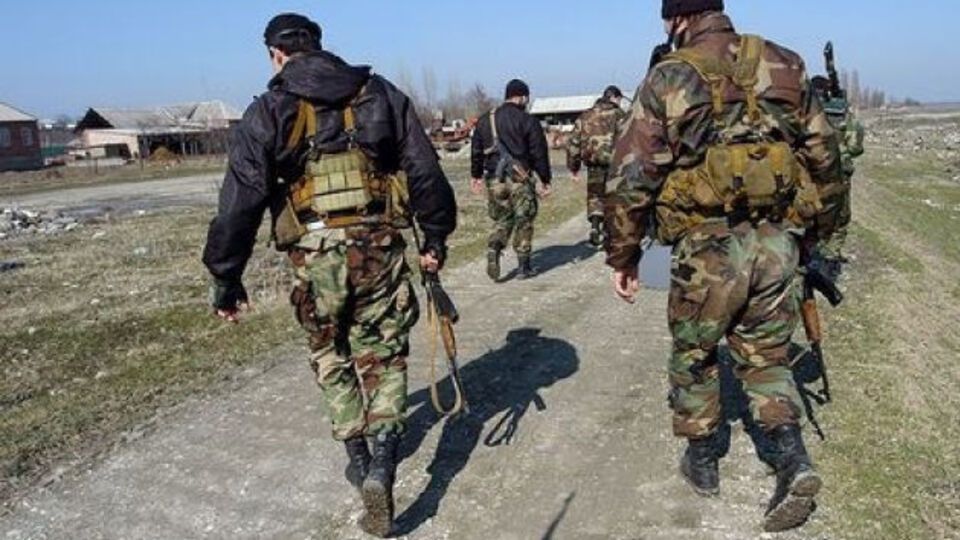 За інформацією Росгвардії, нападники на їхню частину вогнепальної зброї не мали