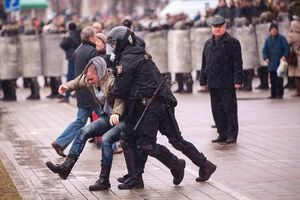 25 березня під час несанкціонованої акції масово затримували людей