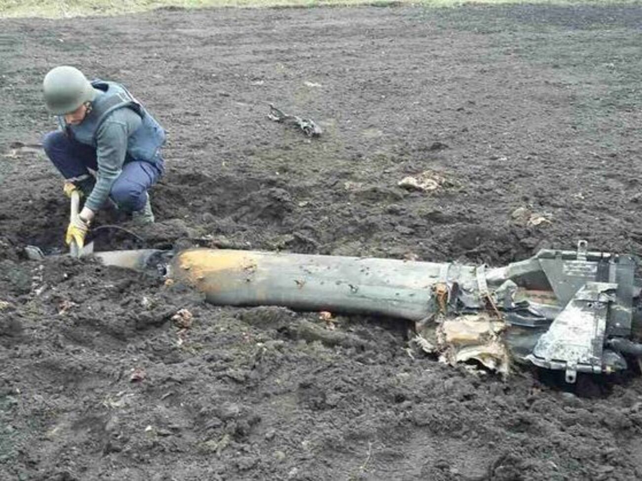 Процесс разминирования территории еще не завершен