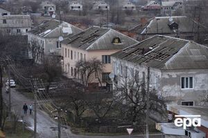 Ремонтні бригади розпочали роботи з відновлення постраждалих будинків у Балаклії