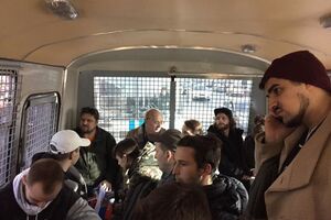 "Пассажиры" одного из автозаков