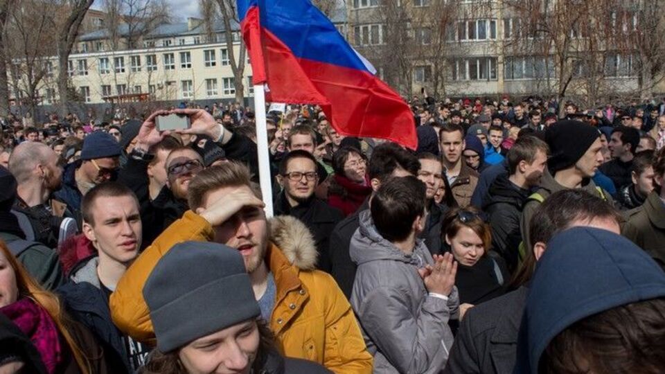 На митинг против коррупции в Саратове пришло около трех тысяч человек