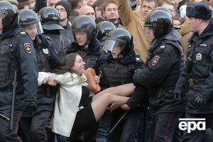 Лозіна про своє затримання: І ось тут уже мене понесли