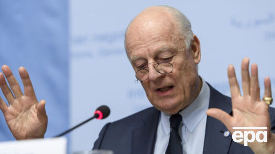 Де Містура нагадав, що спільні зусилля Ірану, Росії і Туреччини щодо забезпечення припинення вогню в Сирії необхідні для поліпшення ситуації в країні