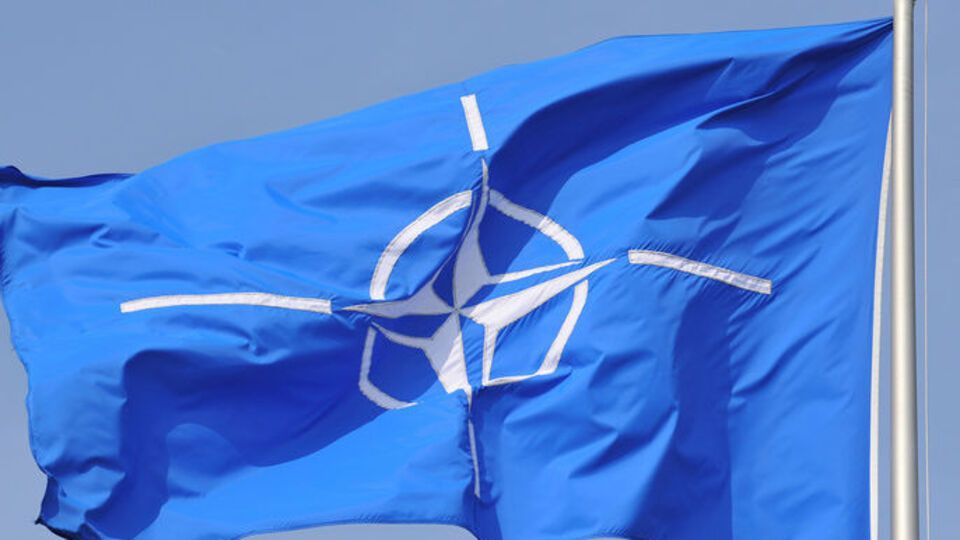У НАТО планують виділити понад €800 млн на комп'ютерні системи, які допомагають командувати повітряною і протиракетною обороною