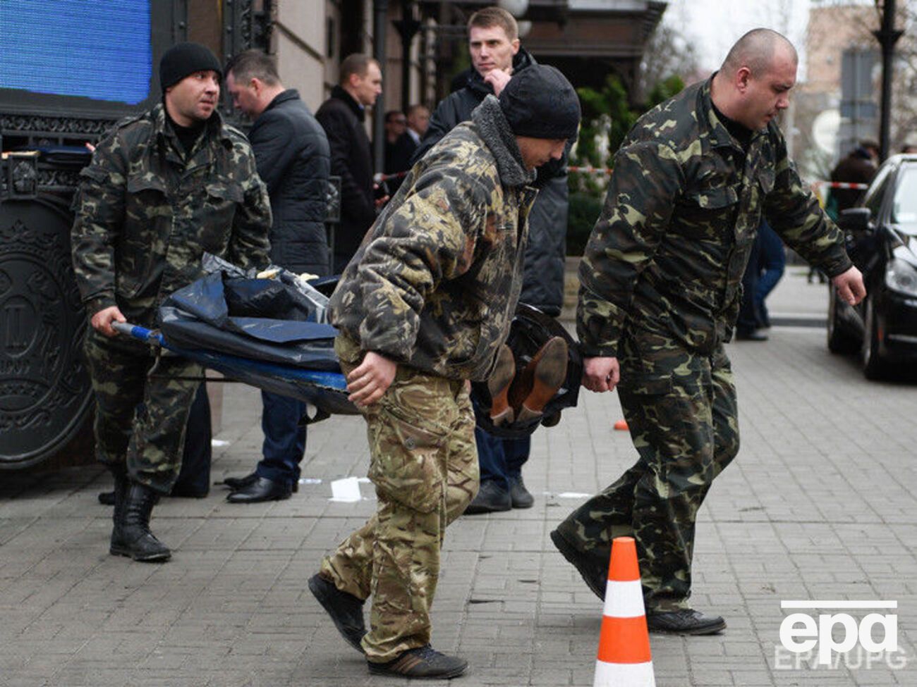 Охранник застрелил преступника, который убил Вороненкова