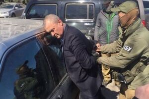 Чиновник получил 75 000 гривен за содействие в работе субъекту предпринимательской деятельности