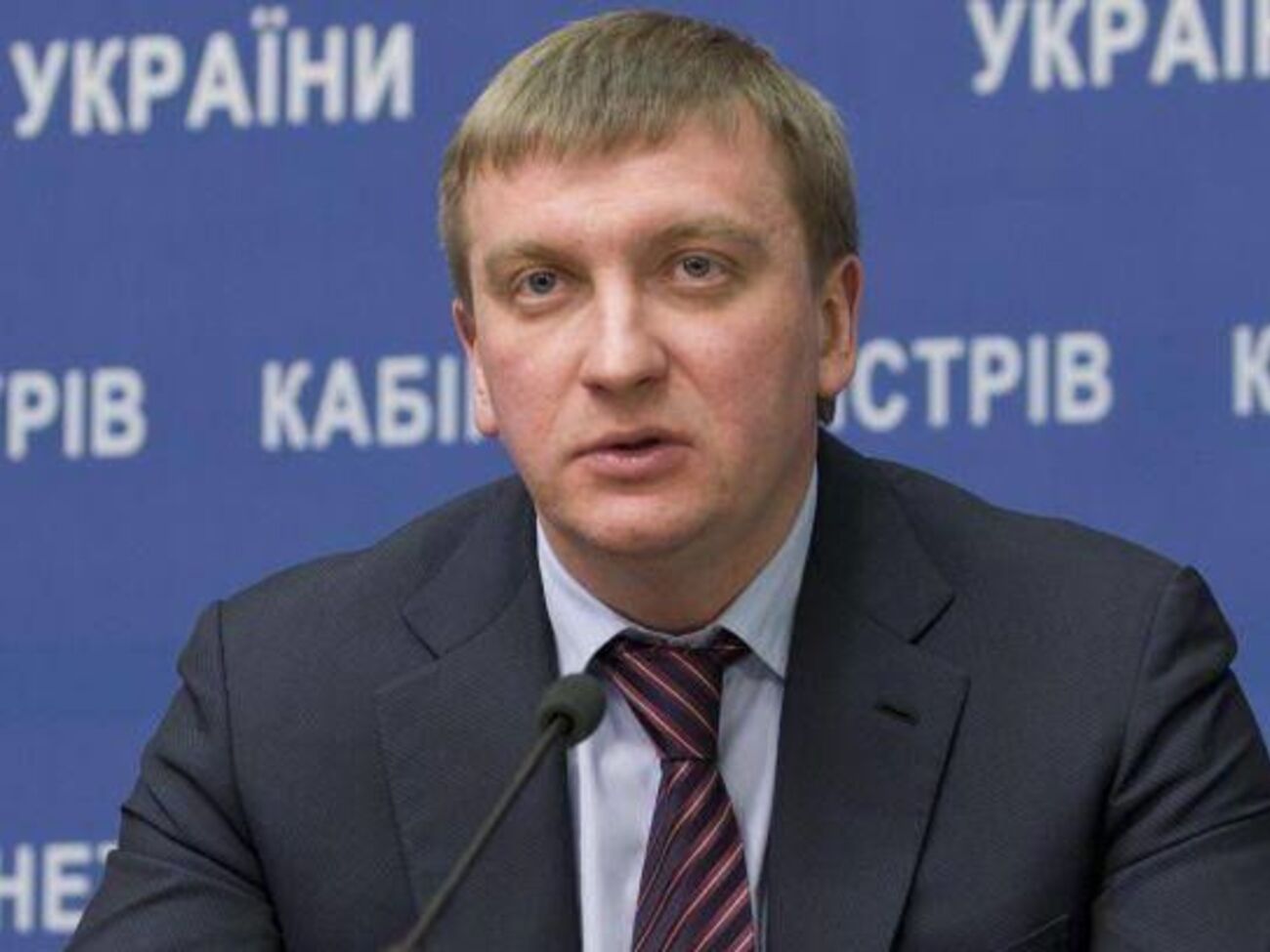 Петренко пообещал рассказать ЕСПЧ об аресте Яценюка