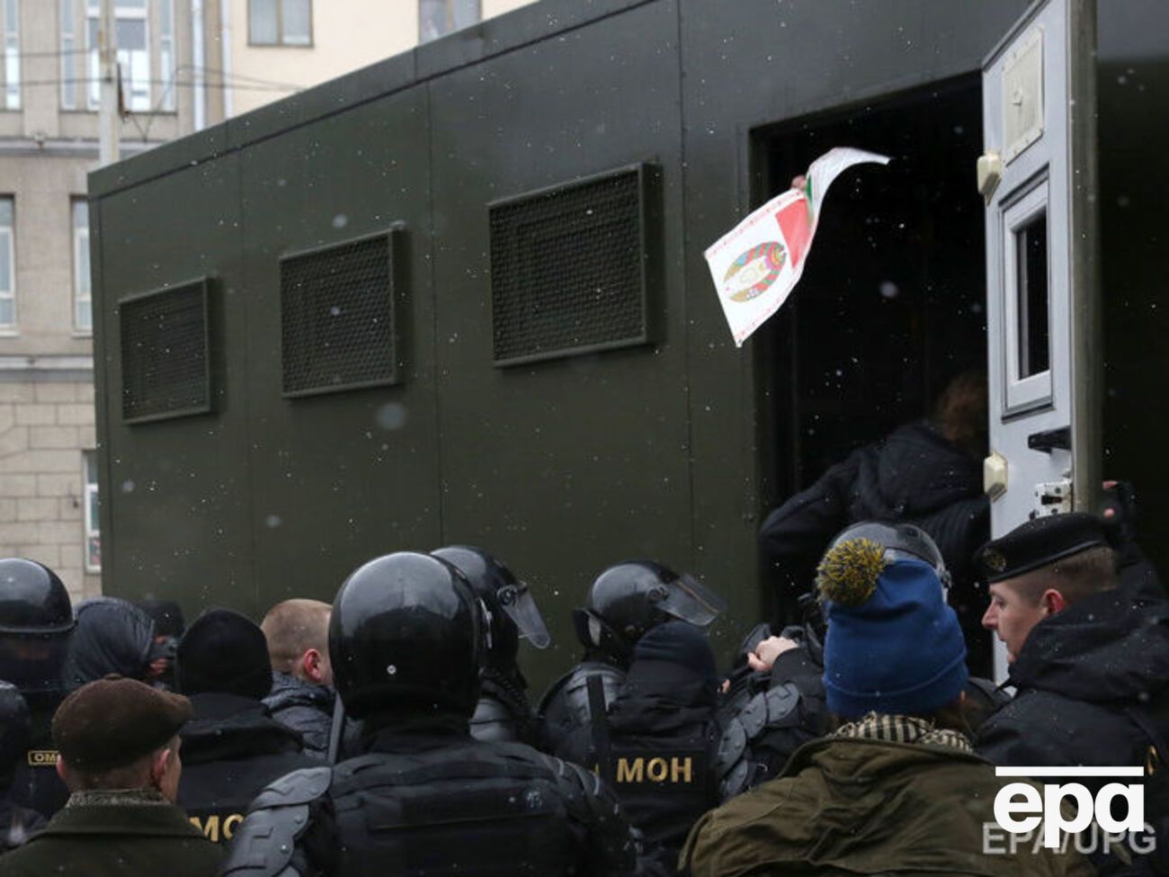 Під час акції у Мінську затримали майже 700 осіб