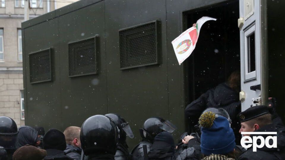 Під час акції у Мінську затримали майже 700 осіб