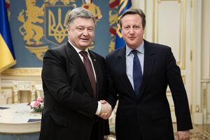 Порошенко подякував Кемерону за його активну позицію в підтримці суверенітету України