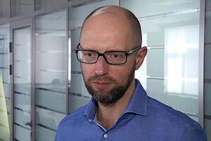Яценюк упевнений, що такі дії є політичним замовленням проти України