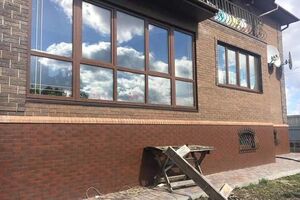 Ворвавшись в дом, злоумышленники напали на 40-летнюю женщину