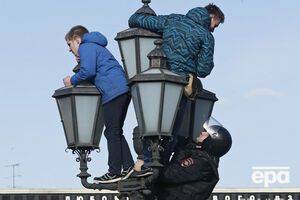 Бабченко: Именно молодежь служит катализатором и запалом событий. Но нигде и никогда еще малолетки не делали сам протест