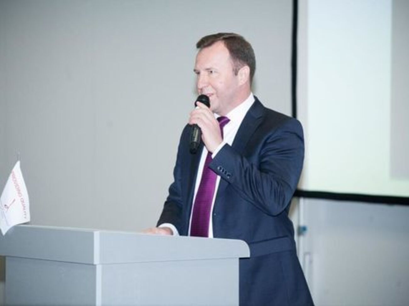 Макаренко о работе таможни:&nbsp;Вернулись к схеме "преступного" 2013 года. Совпадение даже в цифрах