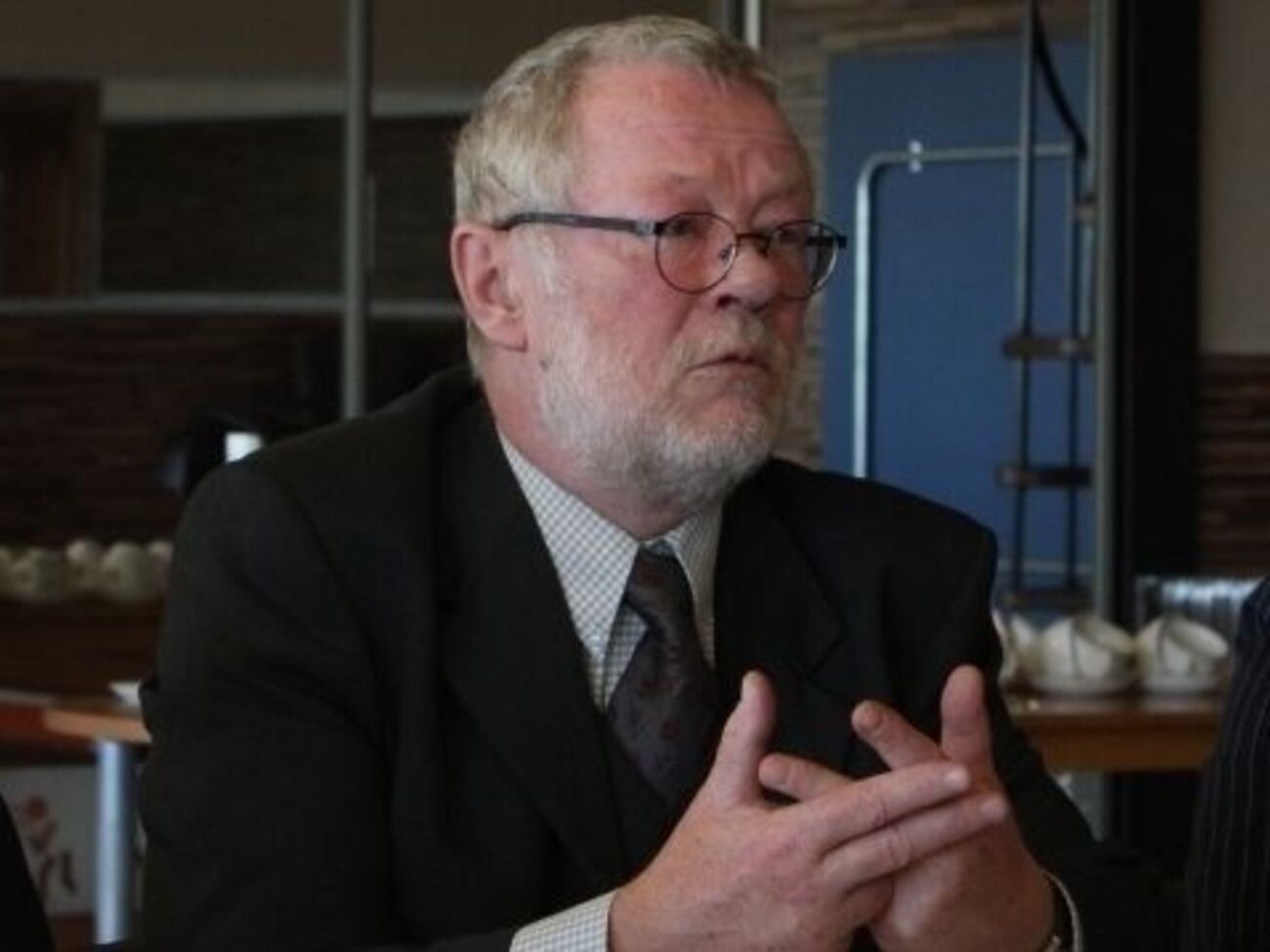 Савицки отметил, что не знает, кто и по каким причинам мог совершить нападение