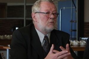 Савицки отметил, что не знает, кто и по каким причинам мог совершить нападение