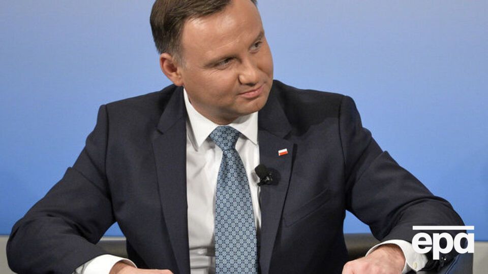 Дуда выразил озабоченность в связи с атакой на консульство в Луцке