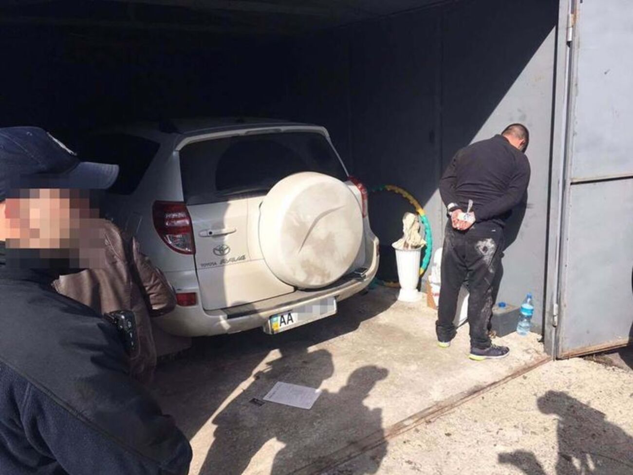 Бандиты требовали от владельцев автомобилей выкуп за их собственные машины