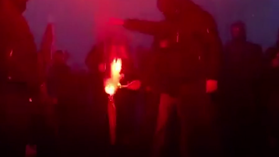 Спалення прапора записали на відео