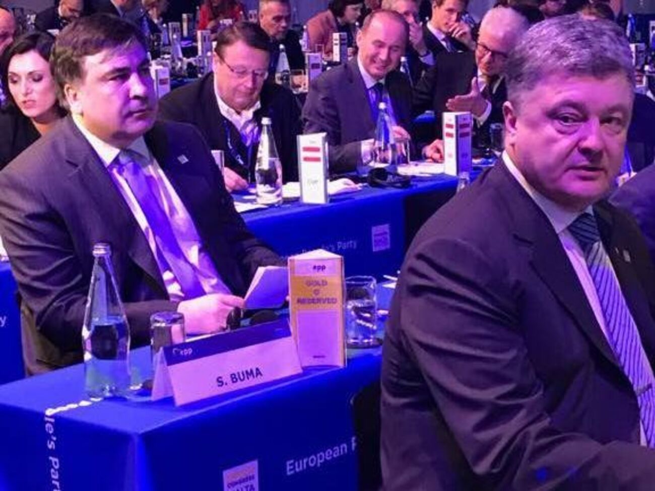 Михаил Саакашвили и Петр Порошенко на съезде Европейской народной партии на Мальте