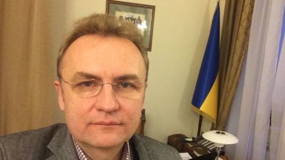 Садовий: Ми фіксуємо відновлення практики блокування вивезення сміття зі Львова