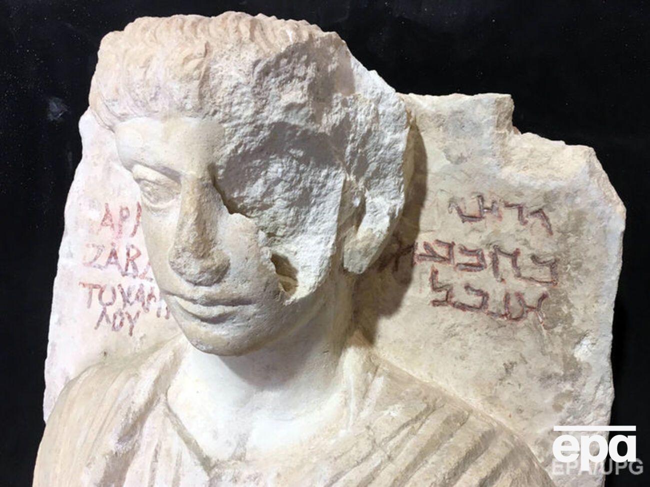 Боевики ИГИЛ целенаправленно уничтожают древние памятники, поскольку считают их символами язычества