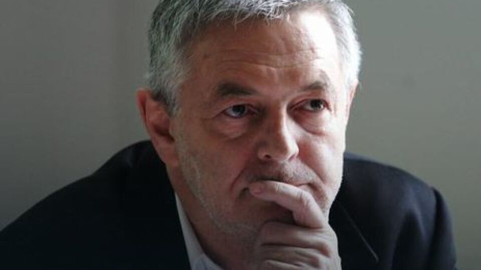Пекло заявил, что польские консульства пока не откроют