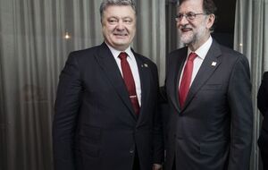 Порошенко и Рахой коснулись темы футбола
