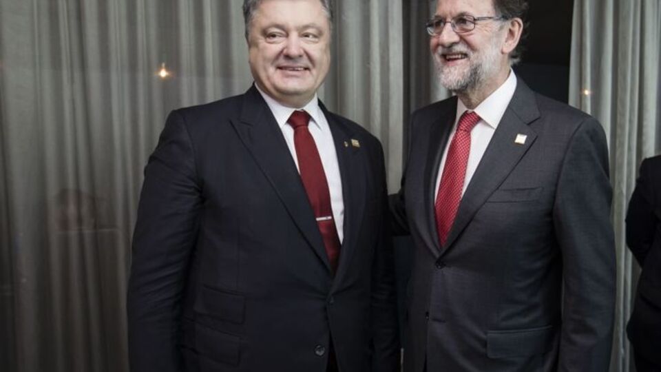 Порошенко и Рахой коснулись темы футбола