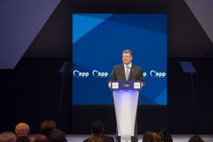 Порошенко: На жаль, у нас немає великого оптимізму, що та сторона буде дотримуватися досягнутих домовленостей
