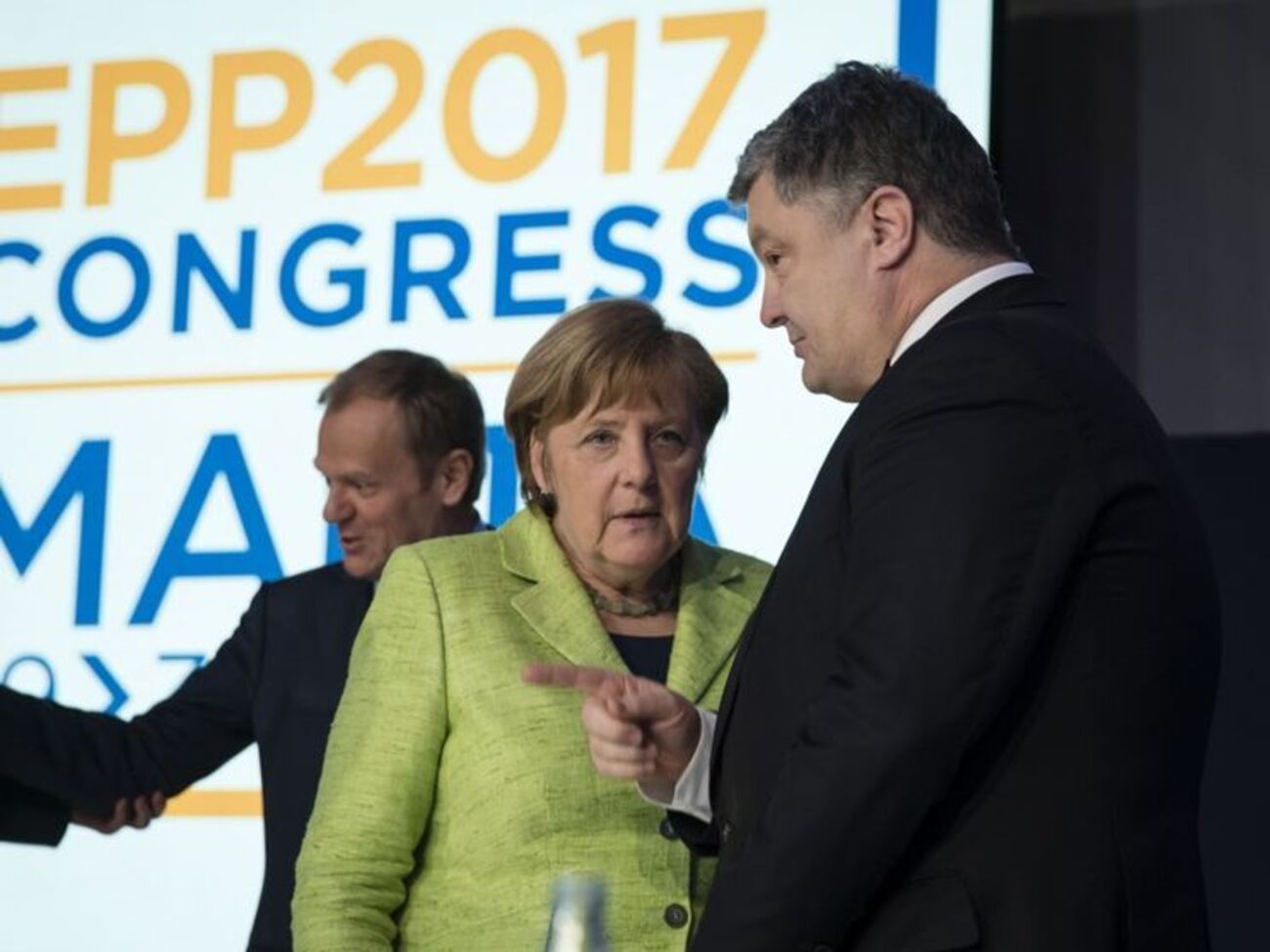 Меркель знову висловила підтримку Україні