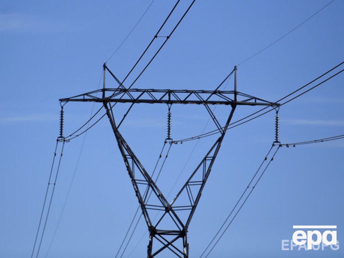 Відновити постачання електрики поки не вдалося