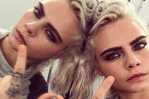 Делевинь: Фанатка с легендой