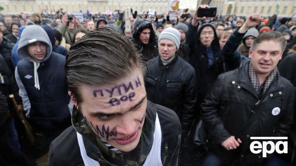 Россиян опять зовут протестовать на улицах