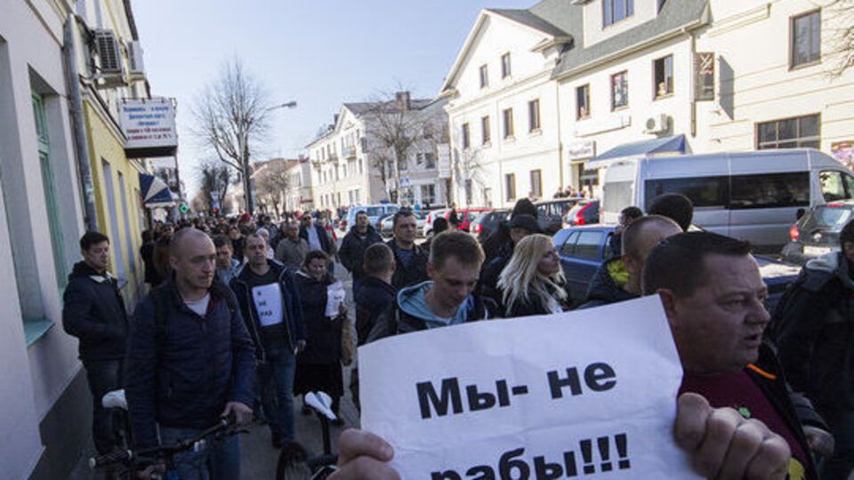 На акцію проти декрету "дармоїдів" у Бресті вийшло більше ніж тисяча осіб