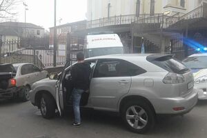 Автомайданівці заблокували виїзд із Солом'янського райсуду