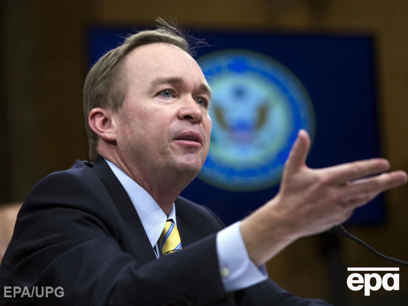 Малвейни:&nbsp;Суть довольно проста: меньше денег, потраченных за рубежом, означает больше денег, потраченных здесь