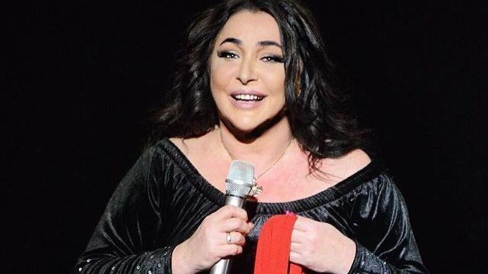 53-річна Лоліта пострибала на сцені