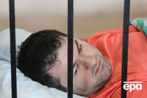 Адвокат зачитав тези із заяви Насірова, який провів ніч у суді