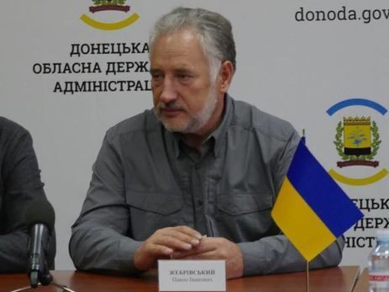 Жебрівський повідомив про обстріли авдіївської промзони