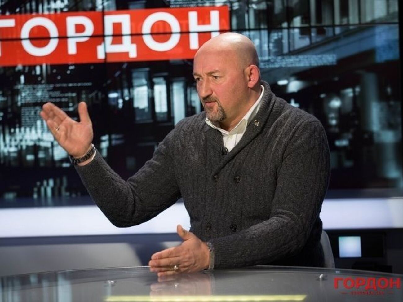 Мочанов: Демонізуйте тих, хто реально був при владі. Маленький Вітя був сином свого батька, якого батько затягнув до парламенту