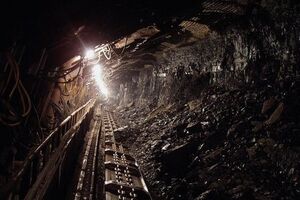 Терористи почали продавати українське вугілля в Росію і обговорюють постачання в анексований Крим