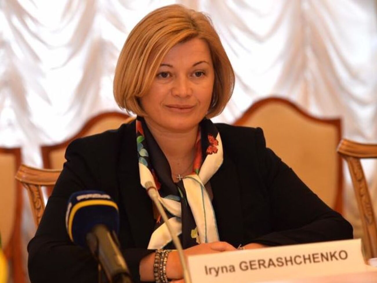 Ирина Геращенко: В заложниках у боевиков остаются 113 украинцев