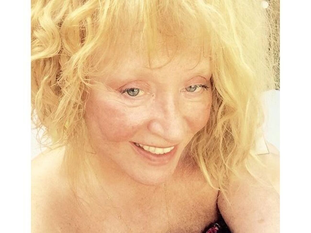 Пугачева:&nbsp;Первое воскресенье весны! Весну разрешаем! Ура!