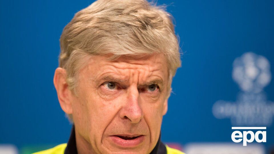 Свое решение Венгер сообщил лишь нескольким игрокам "Арсенала"