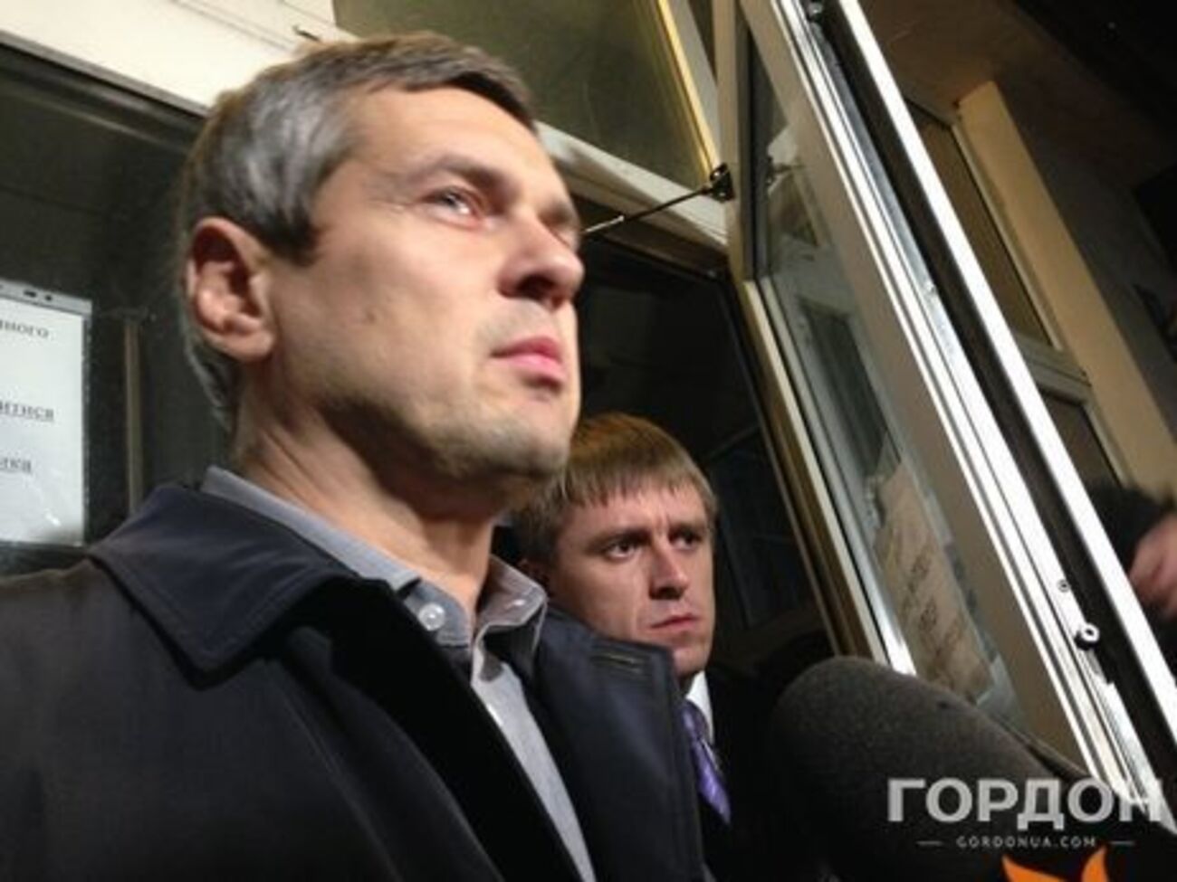 Александр Лысак сообщил, что решение оспорить арест группа адвокатов обсуждала на встрече с подзащитным