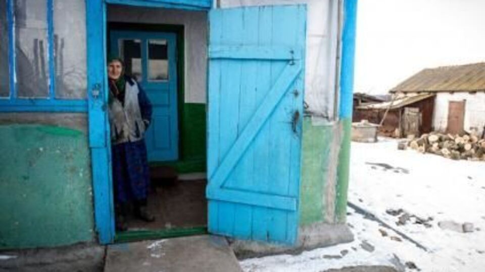 Помимо конкретной помощи в виде угля, одеял и предметов гигиены, сотрудники МОМ планируют предоставлять гранты и проводить тренинги в сфере занятости