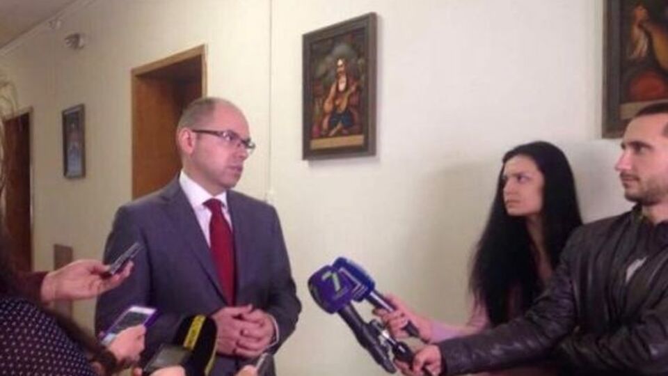 Степанов: Ми розуміємо, що в ті важкі часи, які переживає зараз наша країна, нам усім потрібна боєздатна армія